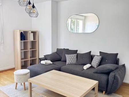 t3 meublé lumineux de 62 m² – disponible immédiatement