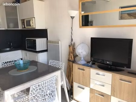 appartement 2 chambres balcon piscine