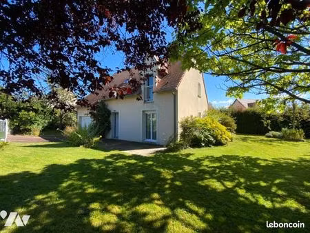 maison 5 pièces 90 m²