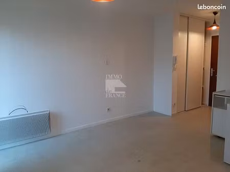 studio 1 pièce 21 m²