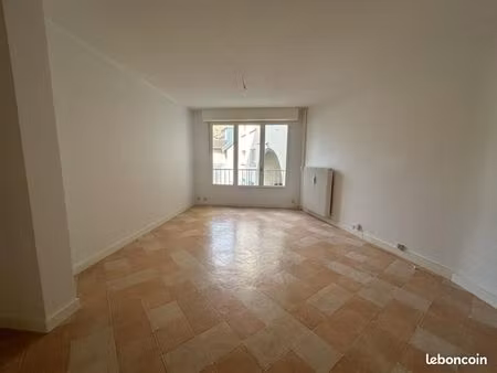 appartement 3 pièces 69 m²