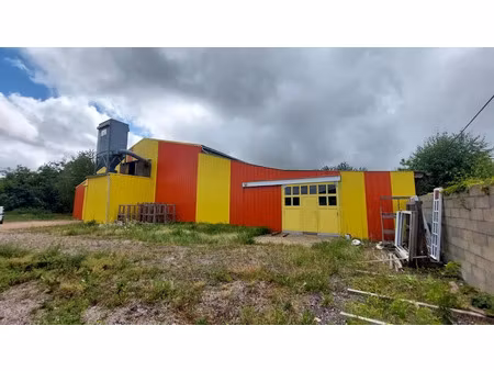 vente locaux professionnels 1055 m² à sacquenville (27930)  349 000 €