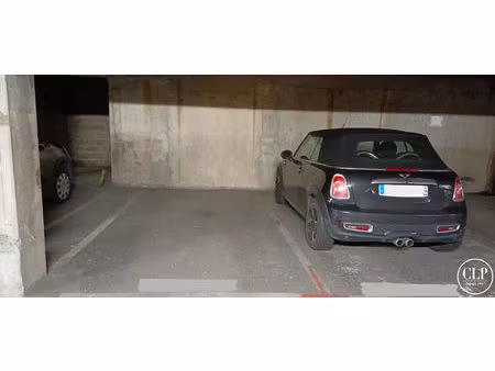 emplacement parking - résidence pompidou