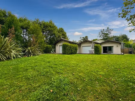 vente immeuble 4 pièces 130 m² à saint-sulpice-et-cameyrac (33450)  519 750 €