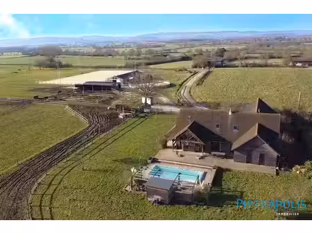 propriété équestre avec villa et piscine