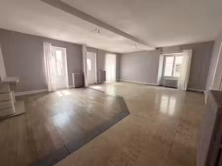 vente immeuble 9 pièces 188 m² à chatillon-sur-loire (45360)  133 000 €