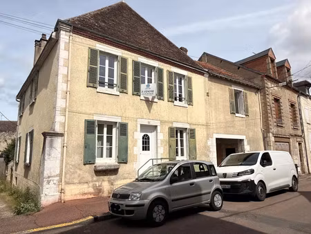 vente immeuble 9 pièces 188 m² à chatillon-sur-loire (45360)  154 500 €