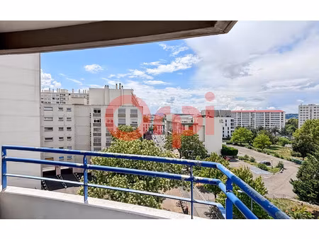 location appartement  47.04 m² t-2 à lyon 8  1 100 €