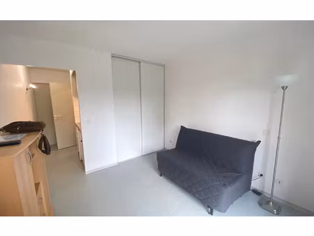 location appartement  m² t-1 à talence  535 €