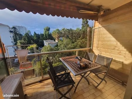 appartement moderne à fabron avec piscine et confort