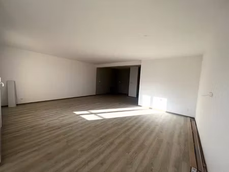 vente immeuble 11 pièces 341 m² à reillanne (04110)  540 000 €