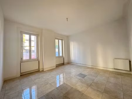 location appartement 3 pièces 68 m² à la ricamarie (42150)  400 €