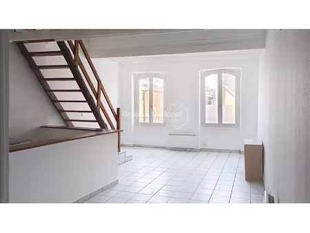 location appartement 3 pièces 61 m² à bollene (84500)  500 €