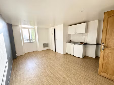 location appartement 1 pièce 19.39 m² à fontaine-le-port (77590)  660 €