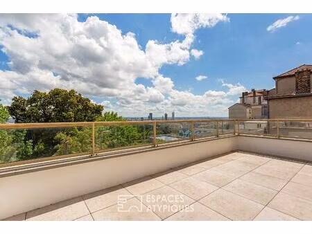 magnifique appartement de standing avec terrasse et vue imprenable sur lyon