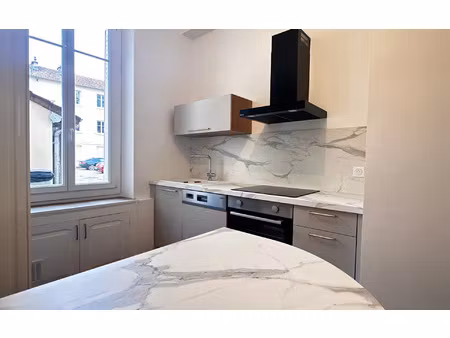 location appartement  52.2 m² t-3 à dijon  725 €