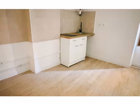 location appartement  m² t-2 à renage  420 €