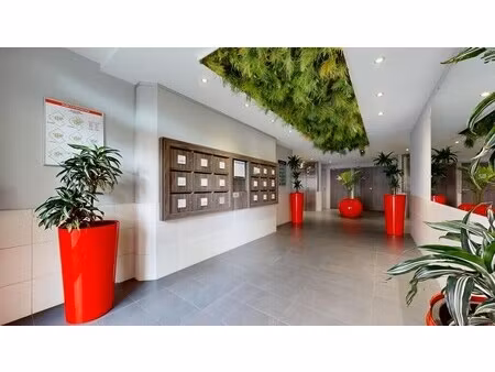 location bureaux 80 m²