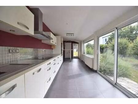 vente maison à saint-philbert-de-bouaine (85660) : à vendre / 126m² saint-philbert-de-boua