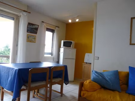 location meublée appartement 2 pièces 38 m² à anglet (64600)  735 €