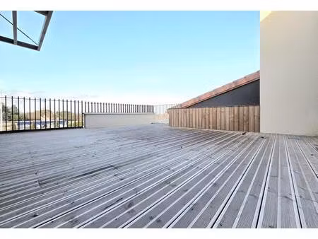 apaprtement 3 pièces en dernier étage - terrasse sans vis-à-vis