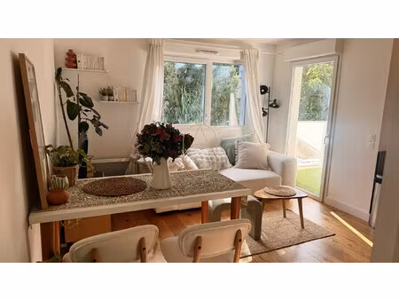 t2 - castelnau le lez