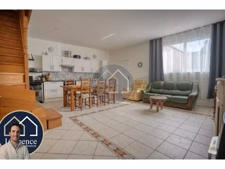 superbe duplex 90 m² centre auneau – entrée indépendante  c