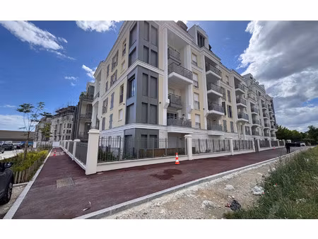 appartement le blanc-mesnil 46 m² t-2 à vendre  219 000 €