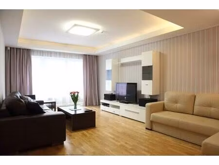 magnifique 2 pièces de 49 m2 à saint cloud proche de toutes commodités