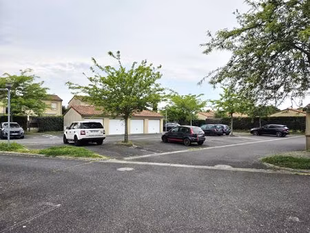 garage parking à vendre merville