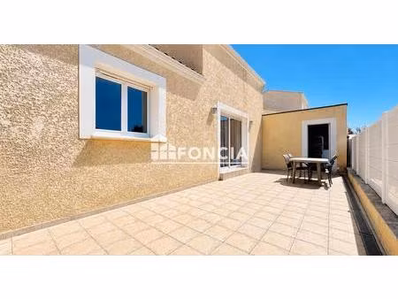 agde - pavillon avec terrasse  cour et garage