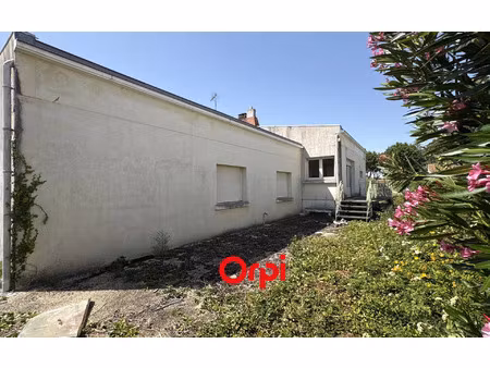 maison angoulins m² t-3 à vendre  438 900 €
