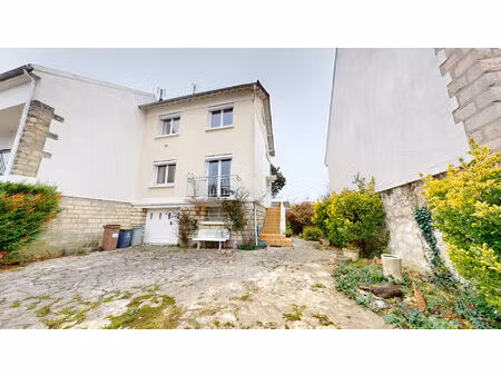 maison bois d'arcy 4 pièces 88 m² - 377 m² de terrain