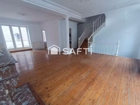 maison de ville de 227 m2 avec garage
