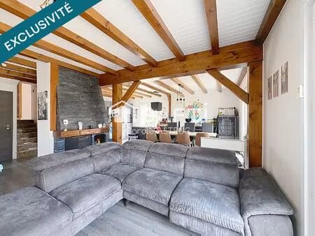 superbe pavillon que la commune de houtaud