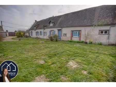 longère 207m2 - terrain 1572m2 - 6 chambres - dépendance