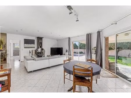 villa 6 pièces - coeur de ville