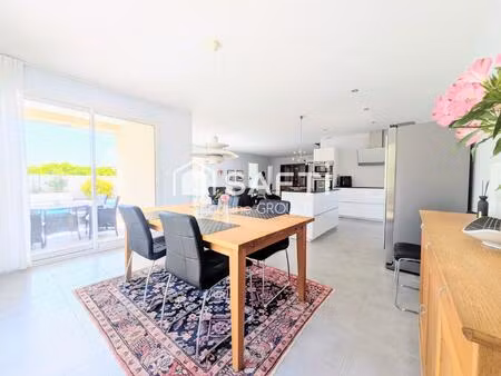 villa plain pied 117m² avec piscine  garage et stationnement camping car