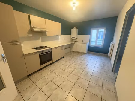 location appartement 4 pièces 125.51 m² à saint-galmier (42330)  750 €