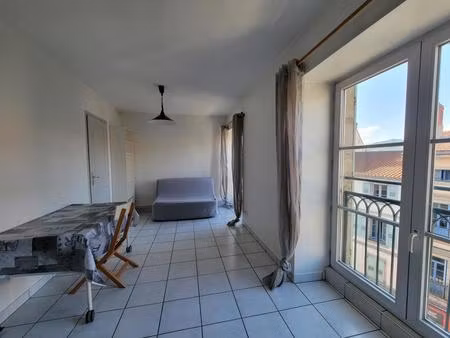 studio meublé - chauffage compris