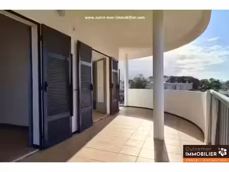 location appartement 3 pièces 85 m² à saint benoit (97470)  900 €