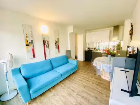 location meublée appartement 2 pièces 30 m² à annecy (74000)  990 €