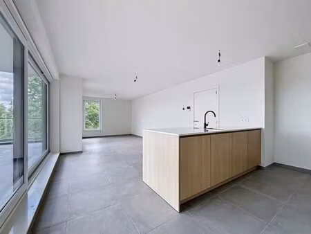 appartement lumineux 3 chambres à oostakker
