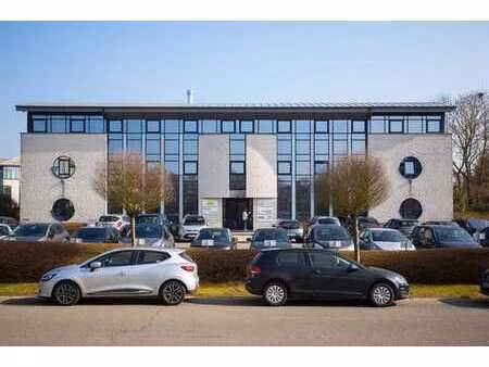 nice office space for rent