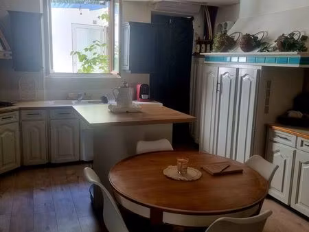 maison avec cours 86m2