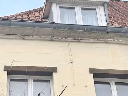 immeuble 2 pièces 151 m²