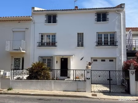 maison 8 pièces 195 m²