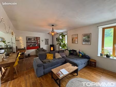 maison de ville 6 pièces 130 m²