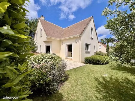 maison 7 pièces 135 m²