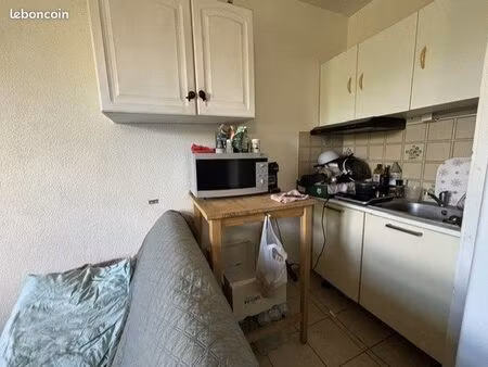 studio 1 pièce 20 m²
